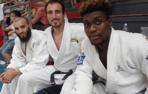France FSGT seniors - Hocine Rouibet  place de 5 ( - 66 kg ) - Samuel Duvillet place de 7 ( - 73 kg ) - Kewi Domingos ( NC - 73 kg )
