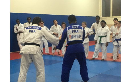 Intervenants de qualité - Alpha et Yasmine