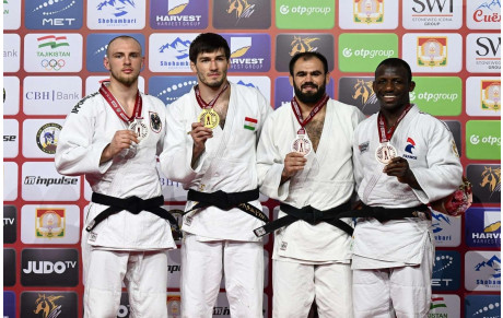 Alpha en Bronze - Grand slam -Tajikistan